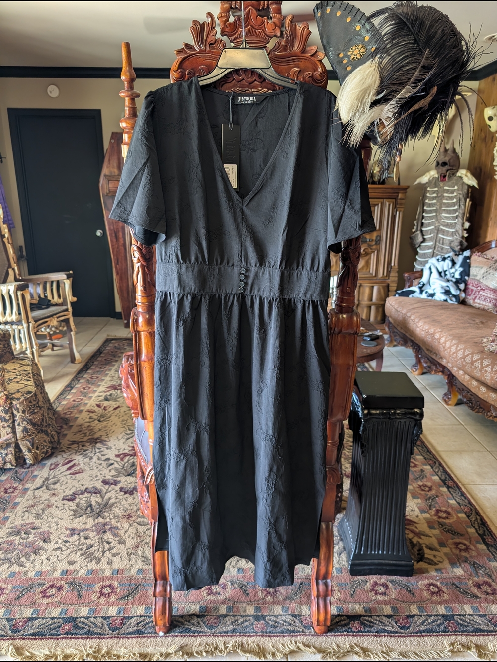 Disturbia Black V-Neck Short-Sleeve Midi Dress
